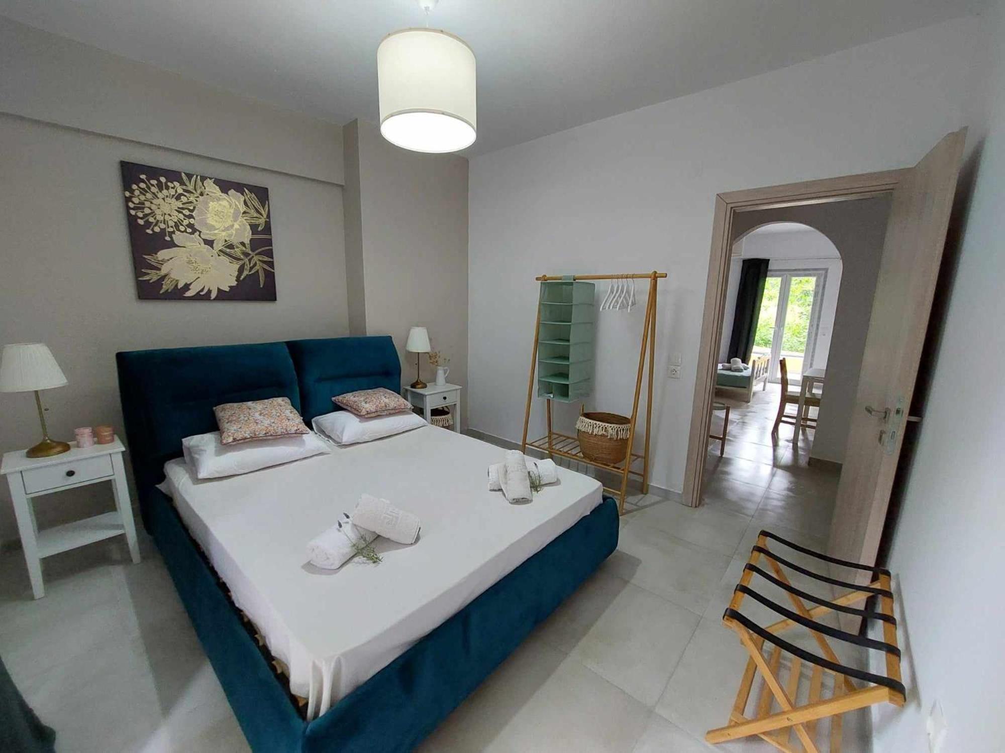 Savvas Apartments Дассия Экстерьер фото